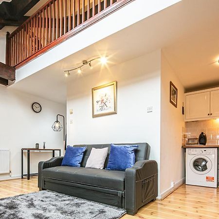 Beautiful 1-Bed Apartment In Grade Listed Warehouse - Victoria Quays, Sheffield City Centre, Free Parking, Pet Friendly, Netflix Exterior photo