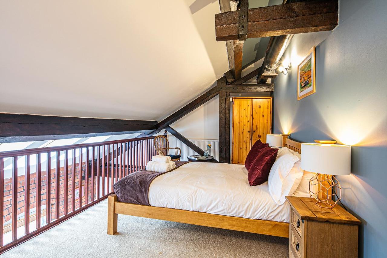 Beautiful 1-Bed Apartment In Grade Listed Warehouse - Victoria Quays, Sheffield City Centre, Free Parking, Pet Friendly, Netflix Exterior photo